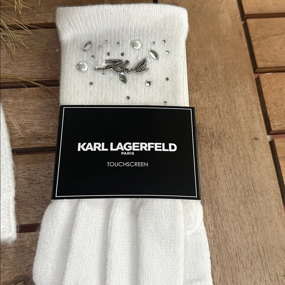 Karl Lagerfeld ivory and silver hat and gloves set